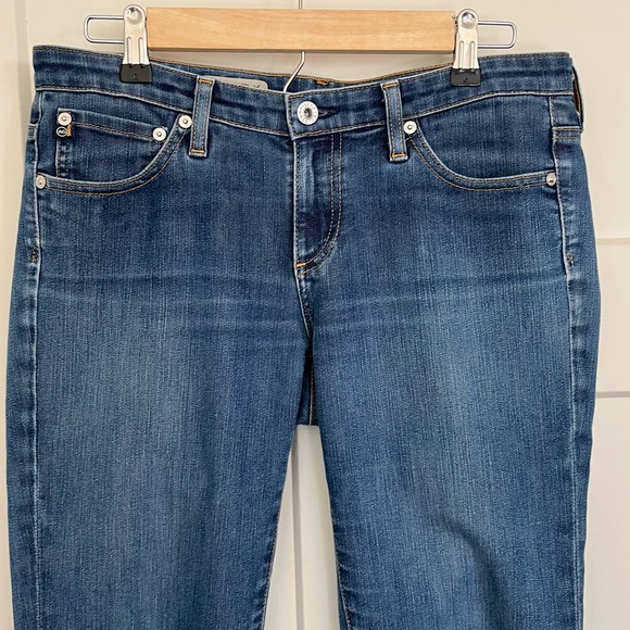 AG Adriano Goldshmied The Stilt Roll Up Cigarette Crop Roll Up Jeans - Picture 3 of 10